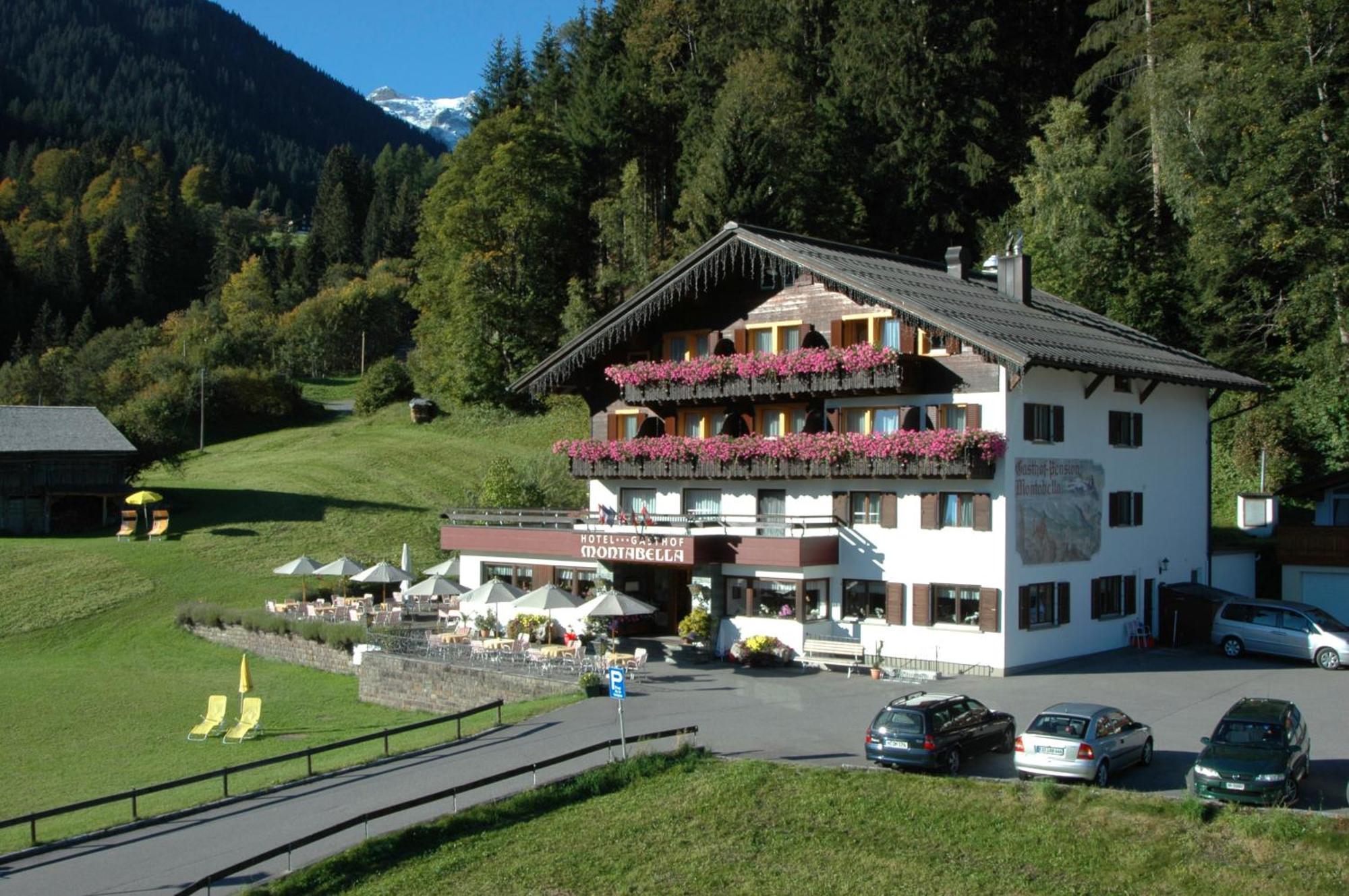 Hotel Montabella Schruns Exterior foto